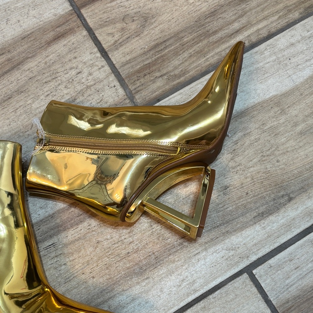 Metallic Gianni Bini Gold Mirror Futuristic Geometric Boots - Picture 5 of 6